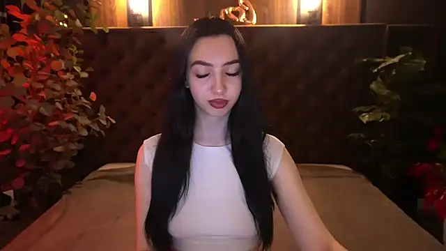 WildKittenX  online show from May 6, 5:55 am