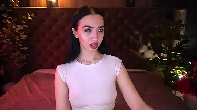 WildKittenX  online show from March 8, 6:39 am