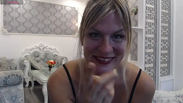 Snapshot of Patricia_Lions chatting on September 21, 5:00 pm Patricia Lions online show from September 21, 5:00 pm