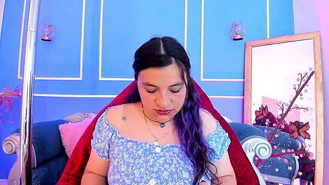 TaraTaylorr online show from May 2, 3:10 am