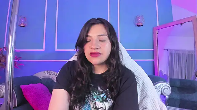 TaraTaylorr online show from October 9, 3:10 am