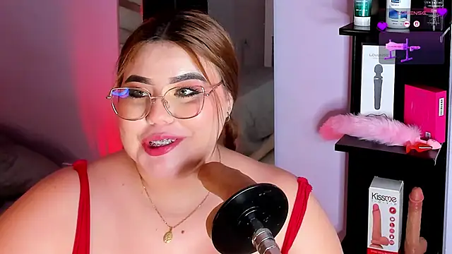 MadissonLee   online show from May 21, 10:19 pm