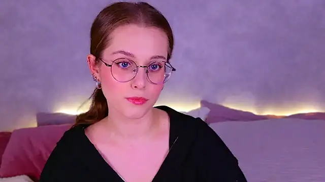 RileyMimicho online show from November 14, 9:04 pm