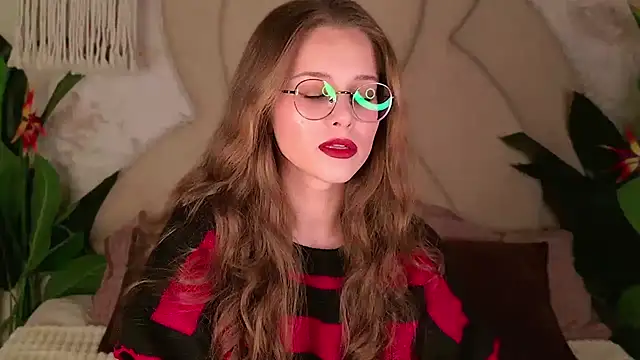 RileyMimicho online show from October 31, 9:19 pm