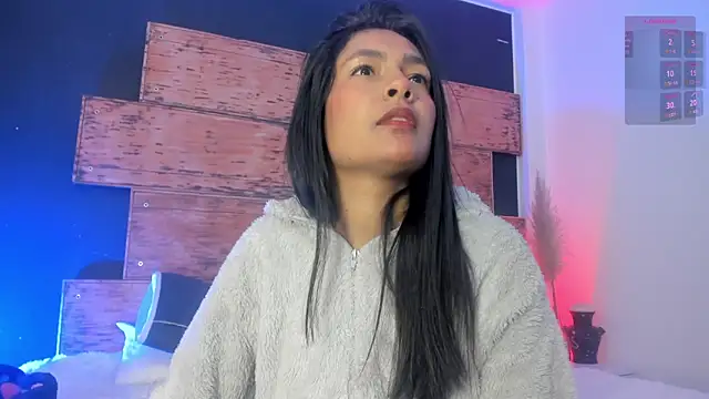 Fernanda liie  online show from May 26, 12:15 pm
