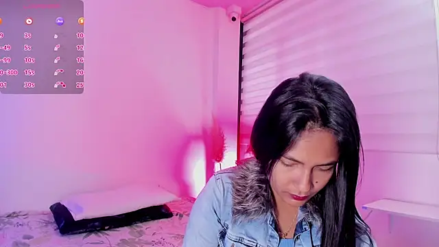 Fernanda liie  online show from May 11, 12:51 pm