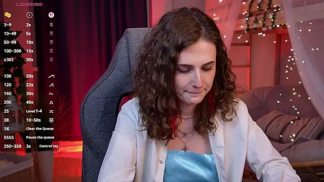 OliviaMcClean online show from April 6, 5:19 am