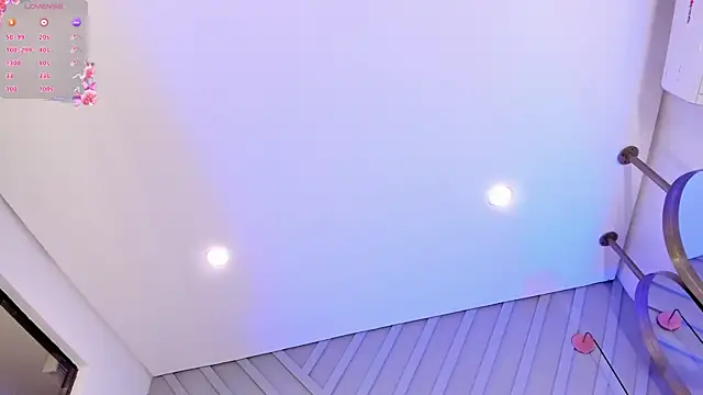 Adharamonroe online show from April 1, 1:41 pm