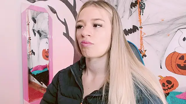 hannah 026 online show from October 22, 10:53 am