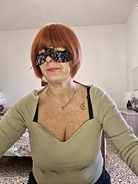 Gattina74 online show from November 12, 9:40 am