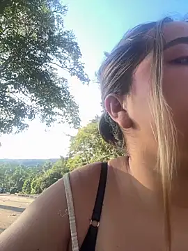 lunaxxx IAN11 online show from May 5, 10:02 pm