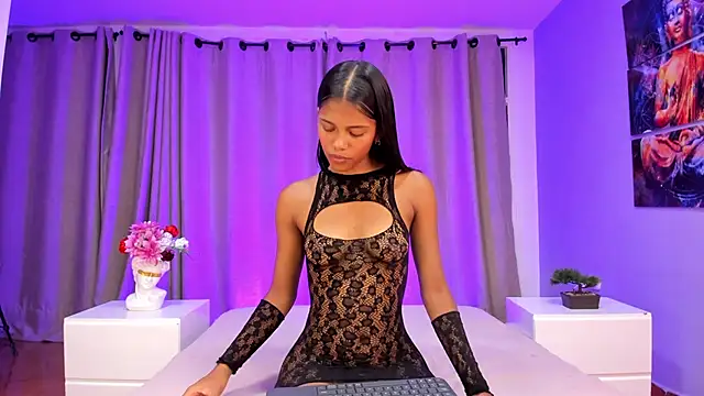 Lia Taylor1 online show from October 22, 1:54 am