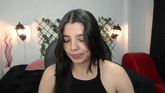 issa  nassar online show from October 6, 4:45 pm