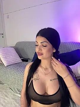 IrisRossie online show from May 20, 5:37 am