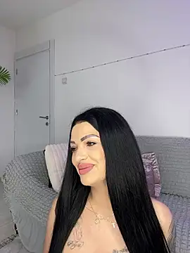 IrisRossie online show from May 13, 5:13 am