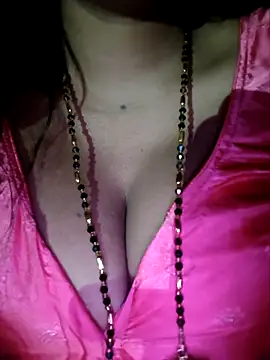 Sexyradha  online show from May 6, 7:40 pm