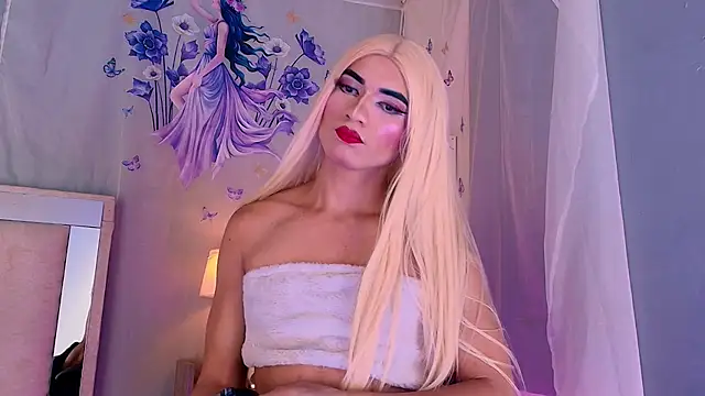 Emily Castillo 1 online show from March 17, 4:49 am