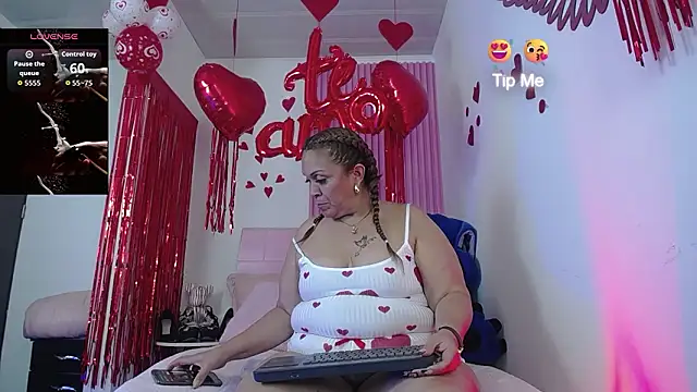 scarlettbooty online show from February 11, 2:47 am