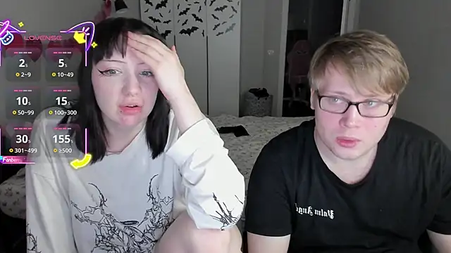 JayMollyy online show from February 10, 5:05 pm