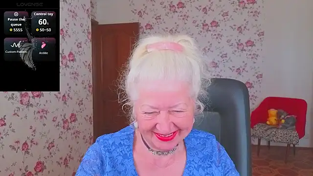 Maya Mayflower online show from May 24, 4:00 am