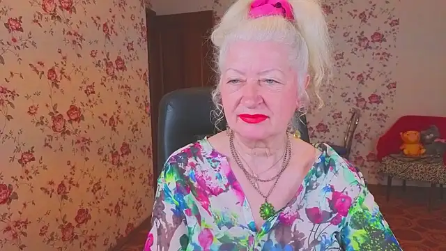 Maya Mayflower online show from May 15, 3:43 am