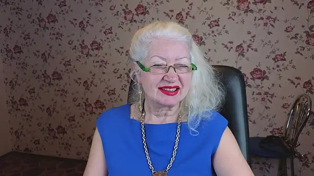 Maya Mayflower online show from December 19, 4:05 am