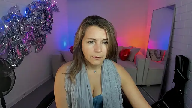 NicoleHitman online show from October 2, 9:25 am