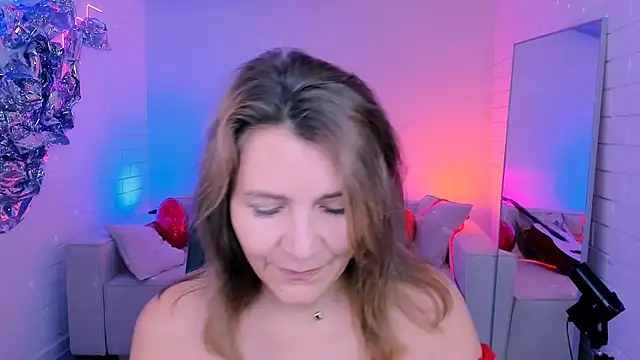 NicoleHitman online show from October 7, 9:36 am