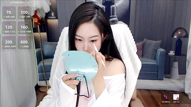 October 10 online show from March 11, 9:57 am