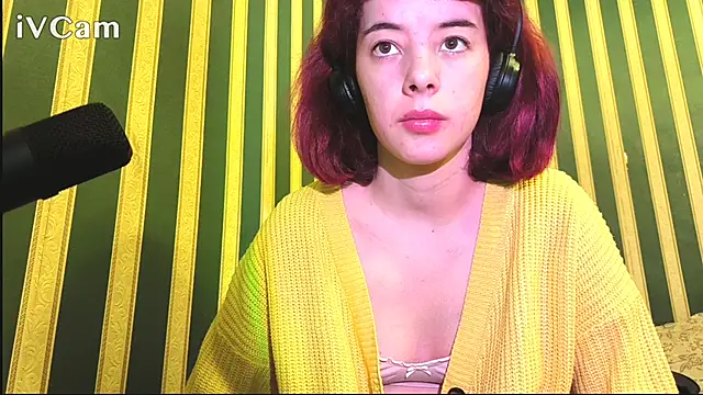  Amber Doll  online show from October 3, 12:05 am