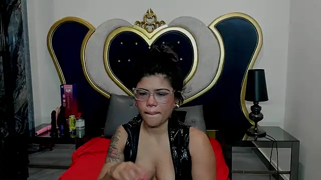 NovaMichel online show from November 2, 11:24 am