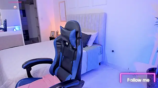 Sasha rd online show from April 6, 2:07 pm