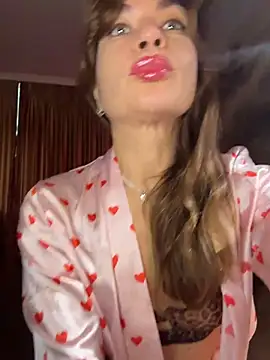 Mary Kiitty online show from May 21, 12:36 pm