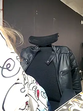 Isabella Varella online show from October 22, 12:54 pm