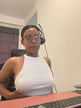 Melia Rayne online show from May 26, 9:41 am