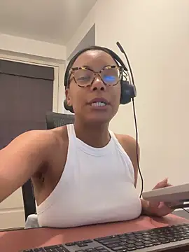 Melia Rayne online show from May 15, 10:07 am