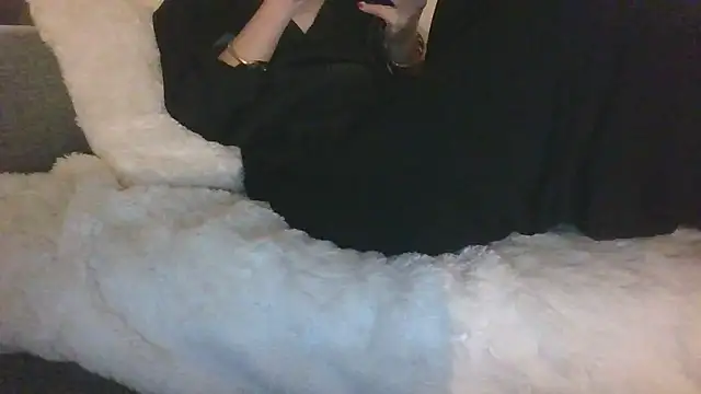 Valentinette online show from January 11, 9:09 pm