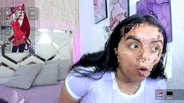 EmilyBrownn  online show from November 13, 7:13 pm