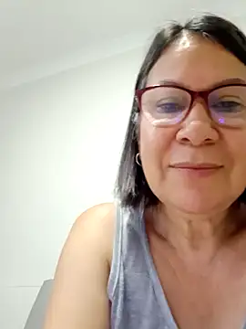 victoria wayne online show from February 18, 9:52 am