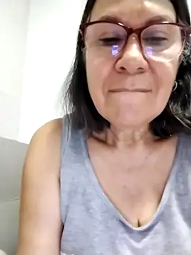 victoria wayne online show from May 9, 10:06 am