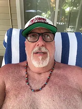 superbearboss online show from May 24, 6:29 pm