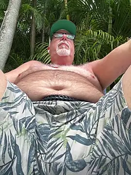 superbearboss online show from May 20, 4:15 pm