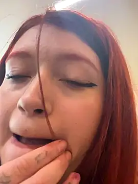 Karina Leon online show from December 16, 8:47 pm