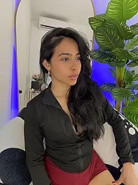  Emily Thompson  online show from August 2, 6:00 pm