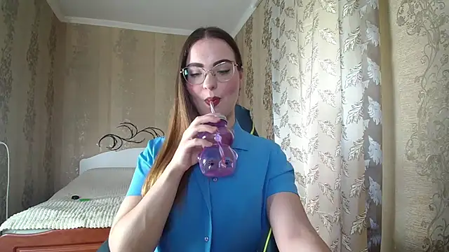 Leila Kissyu online show from June 26, 10:05 am