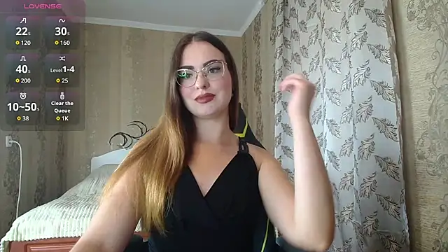 Leila Kissyu online show from July 10, 3:45 pm