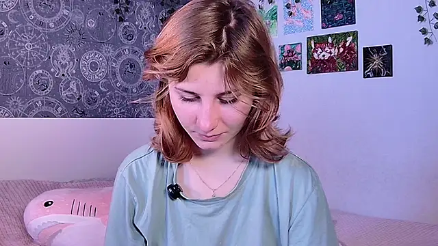 Cute Cate404 online show from May 25, 3:16 am