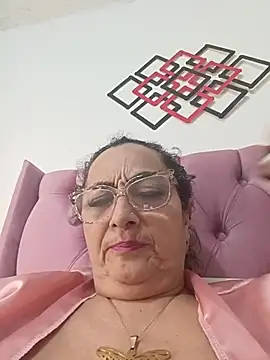 AlessandraLeroy online show from May 21, 2:09 am