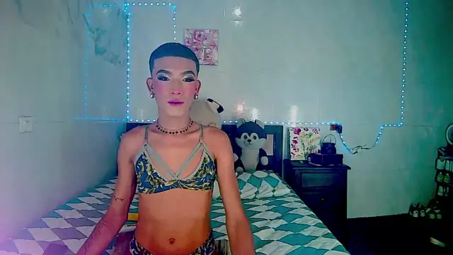 KimberlyXtreme online show from October 27, 11:43 pm