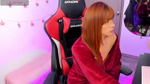 LindaSilverstone online show from October 25, 7:21 pm